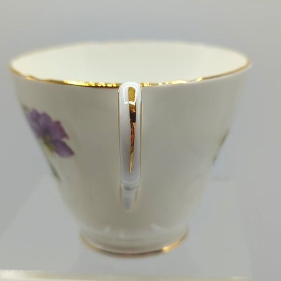 Regency English Teacup & Saucer Fine Bone China Made in England Floral Gold Trim - Picture 4 of 9